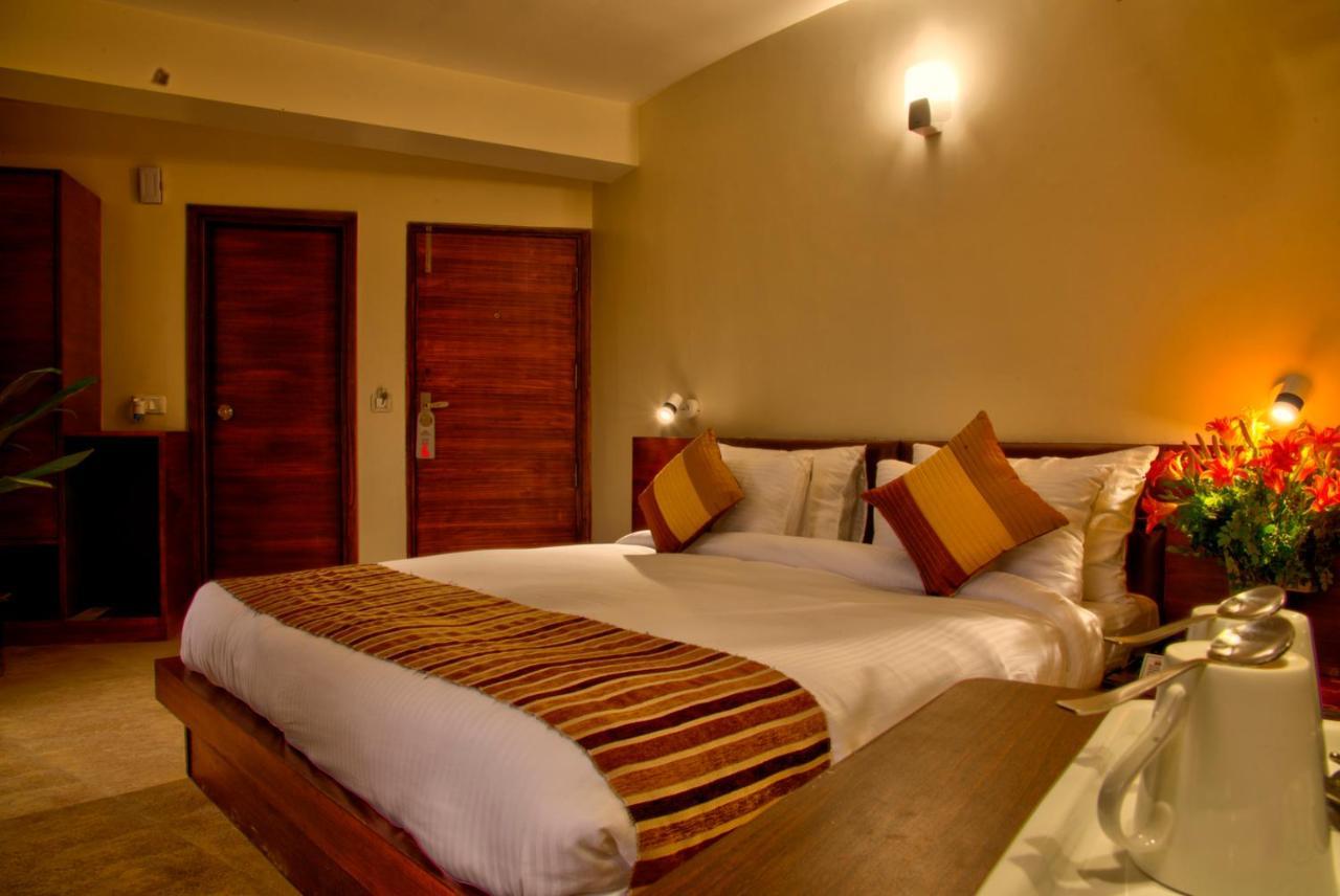 The Palm Resort-Luxuria Nainital Exterior foto